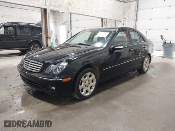 ✅ 2006 Mercedes-Benz C 280 Luxury • VIN: WDBRF92H66F806667 • Lot: 42492901. Wystawiony na IAAI z przebiegiem 101 853 mil. Bezpłatny archiwum sprzedaży aukcyjnych z USA i szczegółowy raport historii pojazdu na DreamBid. Zdjęcie 2.