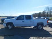 ✅ 2009 Chevrolet Silverado 1500 • VIN: 2GCEC23J391139098 • Lot: 41440718. Wystawiony na IAAI z przebiegiem 143 000 mil. Bezpłatny archiwum sprzedaży aukcyjnych z USA i szczegółowy raport historii pojazdu na DreamBid. Zdjęcie 13.