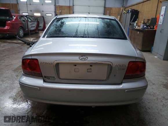 2003 Hyundai Sonata GLS с VIN KMHWF35H43A823730, выставлен на аукционе Copart как лот 73930274 с пробегом 299 601 миль миль и На запчасти • Non repairable. История ставок и продаж доступна на DreamBid. Изображение 6.