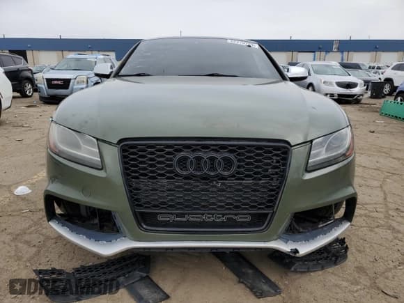 ✅ 2012 Audi S5 Premium Plus • VIN: WAUCVAFR5CA003417 • Лот: 52379785. Опубликован ранее на Copart с пробегом Не указан. Бесплатный доступ к архиву аукционных продаж из США и подробный отчёт об истории автомобиля на DreamBid. Изображение 5.