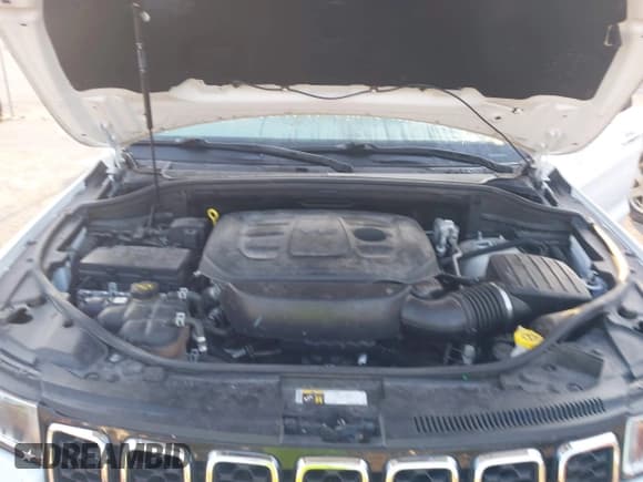 ✅ 2020 Jeep Grand Cherokee Limited • VIN: 1C4RJEBG4LC256933 • Lot: 43020211. Listed on IAAI with Not provided. Free auction sales archive from the USA and detailed vehicle history report at DreamBid. Image 10.