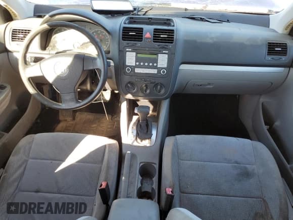 ✅ 2008 Volkswagen Jetta S • VIN: 3VWHM71K28M019011 • Lot: 82537815. Listed on Copart with 145,110 mi. Free auction sales archive from the USA and detailed vehicle history report at DreamBid. Image 8.