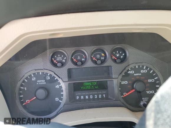 ✅ 2009 Ford F-350 XL • VIN: 1FTWW31R89EA41810 • Lot: 63314515. Wystawiony na Copart z przebiegiem 154 353 mil. Bezpłatny archiwum sprzedaży aukcyjnych z USA i szczegółowy raport historii pojazdu na DreamBid. Zdjęcie 9.