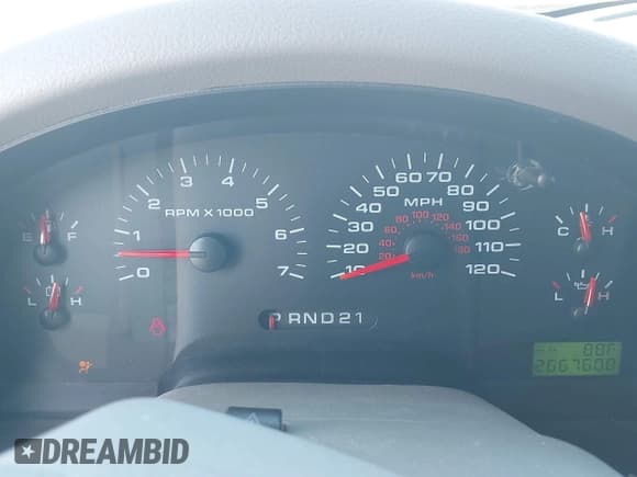 ✅ 2004 Ford F-150 XLT • VIN: 1FTPX14594FA10938 • Lot: 43439194. Wystawiony na IAAI z przebiegiem 266 760 mil. Bezpłatny archiwum sprzedaży aukcyjnych z USA i szczegółowy raport historii pojazdu na DreamBid. Zdjęcie 7.