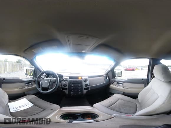 ✅ 2010 Ford F-150 XL • VIN: 1FTEW1E8XAFB95323 • Лот: 43208931. Опубликован ранее на IAAI с пробегом 323 665 миль. Бесплатный доступ к архиву аукционных продаж из США и подробный отчёт об истории автомобиля на DreamBid. Изображение 18.