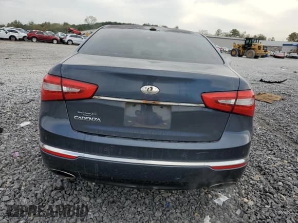 ✅ 2014 Kia Cadenza Premium • VIN: KNALN4D72E5142077 • Lot: 87441335. Wystawiony na Copart z przebiegiem 163 235 mil. Bezpłatny archiwum sprzedaży aukcyjnych z USA i szczegółowy raport historii pojazdu na DreamBid. Zdjęcie 6.