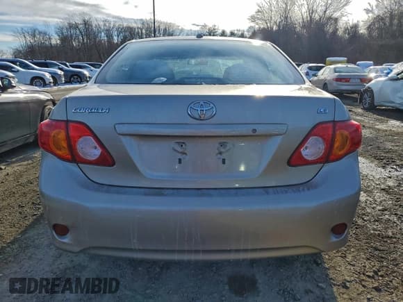 ✅ 2010 Toyota Corolla • VIN: 2T1BU4EE8AC383122 • Lot: 95394905. Listed on Copart with 129,529 mi. Free auction sales archive from the USA and detailed vehicle history report at DreamBid. Image 6.
