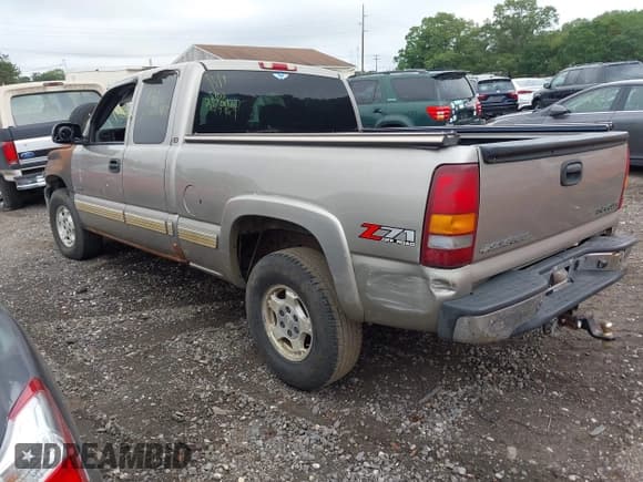 ✅ 2002 Chevrolet Silverado 1500 LT • VIN: 2GCEK19TX21199861 • Lot: 43243784. Listed on IAAI with Not provided. Free auction sales archive from the USA and detailed vehicle history report at DreamBid. Image 3.