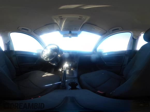 ✅ 2019 Volkswagen Golf S • VIN: 3VWG57AU7KM020916 • Lot: 43420464. Wystawiony na IAAI z przebiegiem 94 452 mil. Bezpłatny archiwum sprzedaży aukcyjnych z USA i szczegółowy raport historii pojazdu na DreamBid. Zdjęcie 18.