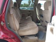 ✅ 2005 GMC Yukon SLE • VIN: 1GKEC13V55R274845 • Lot: 43337595. Wystawiony na IAAI z przebiegiem 235 010 mil. Bezpłatny archiwum sprzedaży aukcyjnych z USA i szczegółowy raport historii pojazdu na DreamBid. Zdjęcie 8.