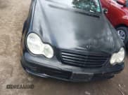 ✅ 2007 Mercedes-Benz C 230 Sport • VIN: WDBRF52H47F910214 • Lot: 43049141. Wystawiony na IAAI z przebiegiem 110 066 mil. Bezpłatny archiwum sprzedaży aukcyjnych z USA i szczegółowy raport historii pojazdu na DreamBid. Zdjęcie 6.