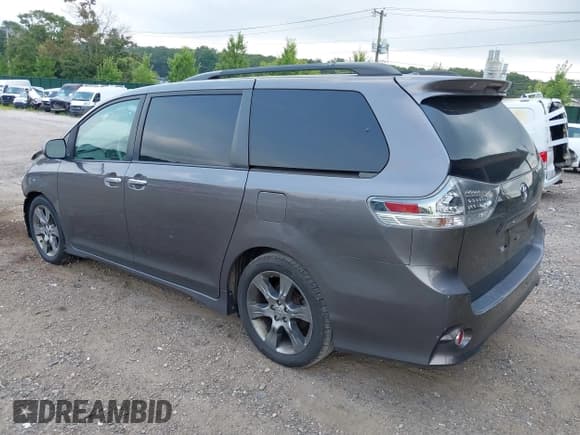 ✅ 2014 Toyota Sienna SE • VIN: 5TDXK3DC8ES440762 • Lot: 42852260. Listed on IAAI with 191,156 mi. Free auction sales archive from the USA and detailed vehicle history report at DreamBid. Image 3.
