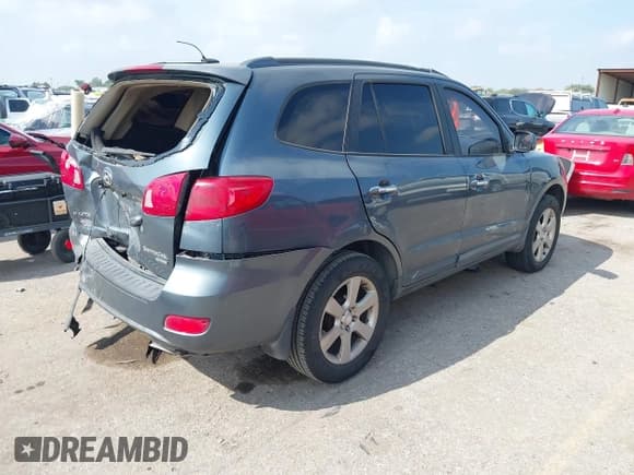 ✅ 2008 Hyundai Santa Fe SE • VIN: 5NMSH13E88H149895 • Lot: 43085884. Wystawiony na IAAI z przebiegiem 197 789 mil. Bezpłatny archiwum sprzedaży aukcyjnych z USA i szczegółowy raport historii pojazdu na DreamBid. Zdjęcie 4.