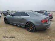 ✅ 2012 Audi S5 Premium Plus • VIN: WAUCVAFRXCA005177 • Лот: 42574225. Опубликован ранее на Copart с пробегом 138 876 миль. Бесплатный доступ к архиву аукционных продаж из США и подробный отчёт об истории автомобиля на DreamBid. Изображение 2.