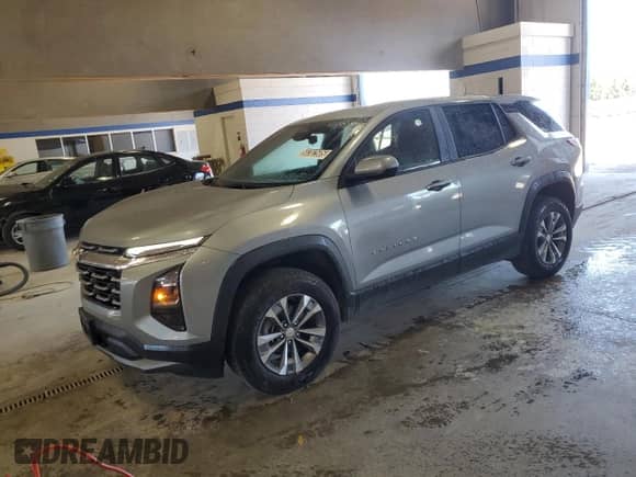 2025 Chevrolet Equinox FWD LT z VIN 3GNAXHEG6SL206845, wystawiony jako Copart lot #58302585 z przebiegiem 8 307 mil mil oraz Czysty tytuł • Clean title. Historia ofert i sprzedaży dostępna na DreamBid. Obrazek 1.