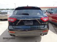 ✅ 2019 Maserati Levante • VIN: ZN661XUAXKX323919 • Lot: 42484880. Wystawiony na IAAI z przebiegiem 71 024 mil. Bezpłatny archiwum sprzedaży aukcyjnych z USA i szczegółowy raport historii pojazdu na DreamBid. Zdjęcie 16.