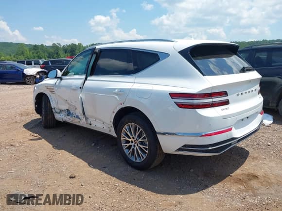 ✅ 2025 Genesis GV80 Standard • VIN: KMUHFESB8SU267537 • Лот: 42665736. Опубликован ранее на IAAI с пробегом 9 404 миль. Бесплатный доступ к архиву аукционных продаж из США и подробный отчёт об истории автомобиля на DreamBid. Изображение 3.