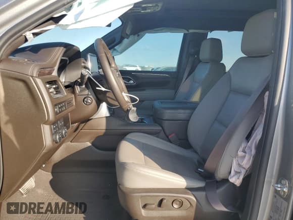 ✅ 2023 Chevrolet Suburban Z71 • VIN: 1GNSKDKD9PR516753 • Lot: 89479195. Listed on Copart with 25,796 mi. Free auction sales archive from the USA and detailed vehicle history report at DreamBid. Image 7.