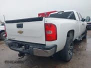 ✅ 2008 Chevrolet Silverado 2500HD Work Truck • VIN: 1GCHC29K78E191327 • Лот: 43682181. Опубликован ранее на IAAI с пробегом 231 109 миль. Бесплатный доступ к архиву аукционных продаж из США и подробный отчёт об истории автомобиля на DreamBid. Изображение 4.