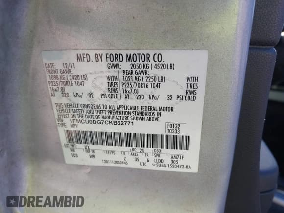 ✅ 2012 Ford Escape XLT • VIN: 1FMCU0DG7CKB62771 • Lot: 43605120. Listed on IAAI with 173,264 mi. Free auction sales archive from the USA and detailed vehicle history report at DreamBid. Image 9.