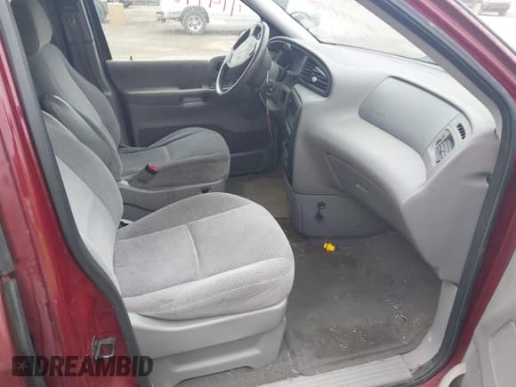 ✅ 2000 Ford Windstar SE • VIN: 2FMZA5242YBA26977 • Lot: 41499880. Listed on IAAI with Not provided. Free auction sales archive from the USA and detailed vehicle history report at DreamBid. Image 5.