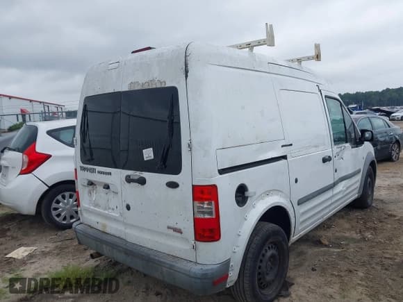 ✅ 2013 Ford Transit Connect XL • VIN: NM0LS7CN9DT164758 • Lot: 42899434. Wystawiony na IAAI z przebiegiem 219 410 mil. Bezpłatny archiwum sprzedaży aukcyjnych z USA i szczegółowy raport historii pojazdu na DreamBid. Zdjęcie 4.