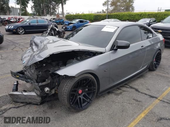 ✅ 2012 BMW 3 Series 335i • VIN: WBAKG7C51CE802162 • Lot: 40561434. Listed on IAAI with 116,202 mi. Free auction sales archive from the USA and detailed vehicle history report at DreamBid. Image 19.