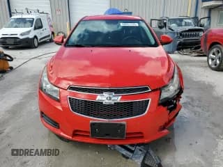 ✅ 2014 Chevrolet Cruze 1LT • VIN: 1G1PC5SB0E7375640 • Lot: 69951755. Wystawiony na Copart z przebiegiem 139 499 mil. Bezpłatny archiwum sprzedaży aukcyjnych z USA i szczegółowy raport historii pojazdu na DreamBid. Zdjęcie 5.