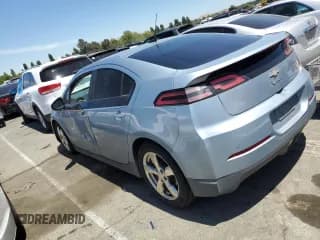 ✅ 2013 Chevrolet Volt • VIN: 1G1RH6E46DU149454 • Lot: 56131964. Wystawiony na Copart z przebiegiem 95 688 mil. Bezpłatny archiwum sprzedaży aukcyjnych z USA i szczegółowy raport historii pojazdu na DreamBid. Zdjęcie 2.