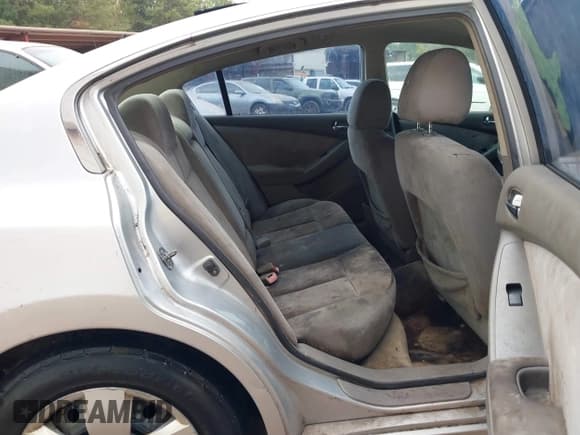 ✅ 2007 Nissan Altima S • VIN: 1N4AL21E97N404337 • Lot: 43551535. Listed on IAAI with 308,109 mi. Free auction sales archive from the USA and detailed vehicle history report at DreamBid. Image 8.