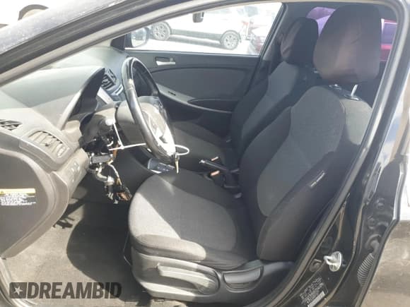 ✅ 2014 Hyundai Accent GS • VIN: KMHCT5AE9EU107345 • Lot: 75854264. Wystawiony na Copart z przebiegiem 110 184 mil. Bezpłatny archiwum sprzedaży aukcyjnych z USA i szczegółowy raport historii pojazdu na DreamBid. Zdjęcie 7.