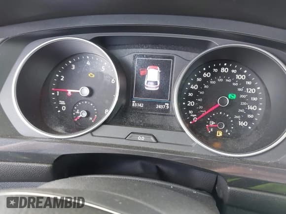 ✅ 2018 Volkswagen Tiguan SEL • VIN: 3VV3B7AX5JM190020 • Лот: 42260228. Опубликован ранее на IAAI с пробегом 83 142 миль. Бесплатный доступ к архиву аукционных продаж из США и подробный отчёт об истории автомобиля на DreamBid. Изображение 7.