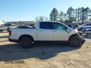 ✅ 2018 Honda Ridgeline RTL-E • VIN: 5FPYK3F71JB016317 • Lot: 41388515. Listed on IAAI with Not provided. Free auction sales archive from the USA and detailed vehicle history report at DreamBid. Image 14.