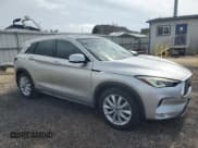 ✅ 2019 Infiniti QX50 Pure • VIN: 3PCAJ5M19KF119137 • Лот: 49715255. Опубликован ранее на Copart с пробегом 46 683 миль. Бесплатный доступ к архиву аукционных продаж из США и подробный отчёт об истории автомобиля на DreamBid. Изображение 4.