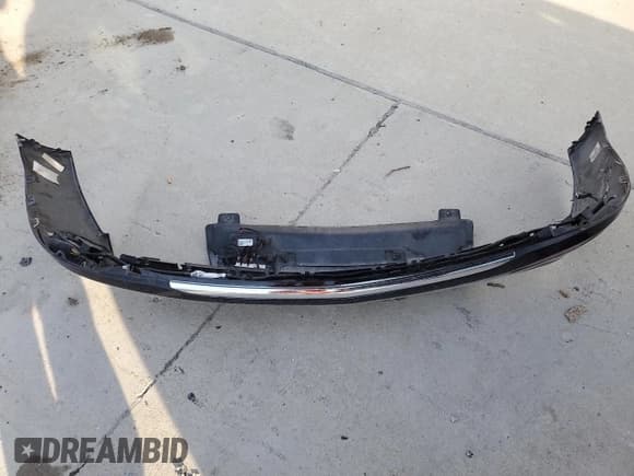 ✅ 2020 Buick Enclave Avenir • VIN: 5GAERDKW9LJ263060 • Lot: 62482355. Wystawiony na Copart z przebiegiem 48 306 mil. Bezpłatny archiwum sprzedaży aukcyjnych z USA i szczegółowy raport historii pojazdu na DreamBid. Zdjęcie 13.