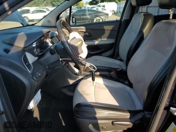 ✅ 2021 Chevrolet Trax LT • VIN: KL7CJPSBXMB321438 • Lot: 80332595. Listed on Copart with 144,473 mi. Free auction sales archive from the USA and detailed vehicle history report at DreamBid. Image 7.