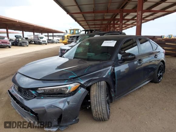 ✅ 2025 Honda Civic Sport • VIN: 19XFL2H8XSE009645 • Lot: 43422677. Listed on IAAI with 6,886 mi. Free auction sales archive from the USA and detailed vehicle history report at DreamBid. Image 17.