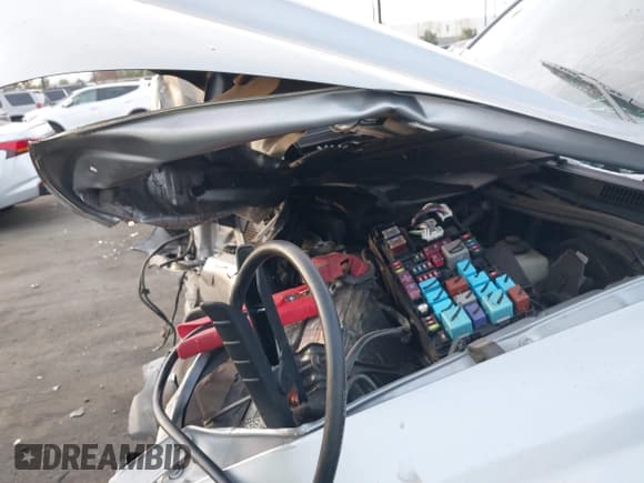 ✅ 2015 Toyota Tacoma PreRunner • VIN: 3TMJU4GN1FM184419 • Lot: 41102082. Listed on IAAI with 52,726 mi. Free auction sales archive from the USA and detailed vehicle history report at DreamBid. Image 10.