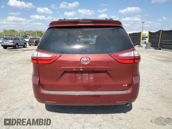 ✅ 2016 Toyota Sienna XLE • VIN: 5TDYK3DC5GS710425 • Lot: 84276595. Listed on Copart with 71,645 mi. Free auction sales archive from the USA and detailed vehicle history report at DreamBid. Image 6.