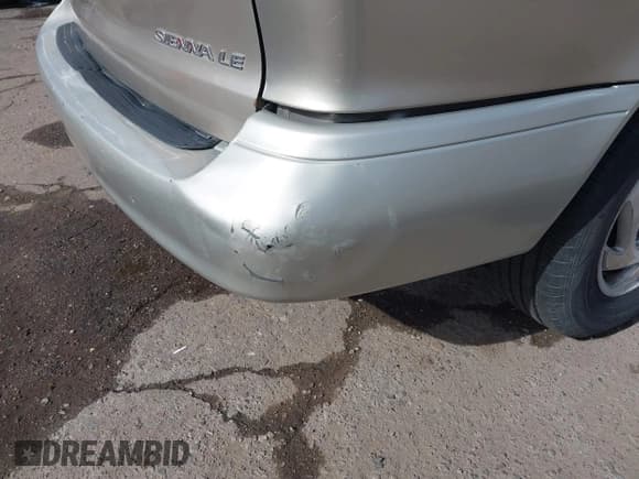 ✅ 2000 Toyota Sienna LE • VIN: 4T3ZF13C2YU206090 • Lot: 43654135. Listed on IAAI with 262,195 mi. Free auction sales archive from the USA and detailed vehicle history report at DreamBid. Image 6.