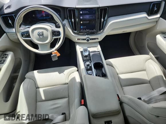 ✅ 2022 Volvo XC60 Inscription • VIN: YV4H60DLXN1050120 • Лот: 60790915. Опубликован ранее на Copart с пробегом 35 640 миль. Бесплатный доступ к архиву аукционных продаж из США и подробный отчёт об истории автомобиля на DreamBid. Изображение 8.