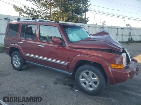 ✅ 2008 Jeep Commander Overland • VIN: 1J8HG68288C111423 • Лот: 66381584. Опубликован ранее на Copart с пробегом 191 527 миль. Бесплатный доступ к архиву аукционных продаж из США и подробный отчёт об истории автомобиля на DreamBid. Изображение 4.