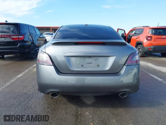 ✅ 2014 Nissan Maxima S • VIN: 1N4AA5AP2EC491788 • Lot: 43625815. Wystawiony na IAAI z przebiegiem 135 595 mil. Bezpłatny archiwum sprzedaży aukcyjnych z USA i szczegółowy raport historii pojazdu na DreamBid. Zdjęcie 16.