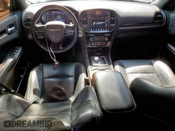 ✅ 2017 Chrysler 300 S Alloy Edition • VIN: 2C3CCABT9HH596951 • Lot: 62541785. Listed on Copart with 74,014 mi. Free auction sales archive from the USA and detailed vehicle history report at DreamBid. Image 8.