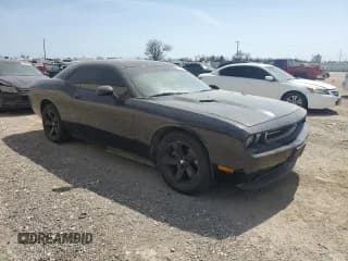 ✅ 2011 Dodge Challenger • VIN: 2B3CJ4DG5BH542820 • Lot: 49495645. Wystawiony na Copart z przebiegiem 222 720 mil. Bezpłatny archiwum sprzedaży aukcyjnych z USA i szczegółowy raport historii pojazdu na DreamBid. Zdjęcie 4.