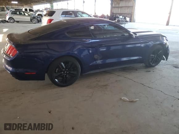 ✅ 2015 Ford Mustang V6 • VIN: 1FA6P8AM3F5370723 • Lot: 82199095. Wystawiony na Copart z przebiegiem 86 071 mil. Bezpłatny archiwum sprzedaży aukcyjnych z USA i szczegółowy raport historii pojazdu na DreamBid. Zdjęcie 3.