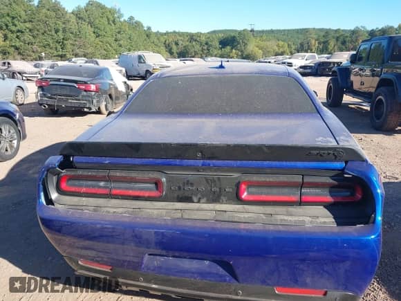 2022 Dodge Challenger SRT Hellcat with VIN 2C3CDZC92NH177608, listed as a IAAI auction lot 40596685 with 18,229 mi miles and . Bid and sale history available at DreamBid. Image 16.