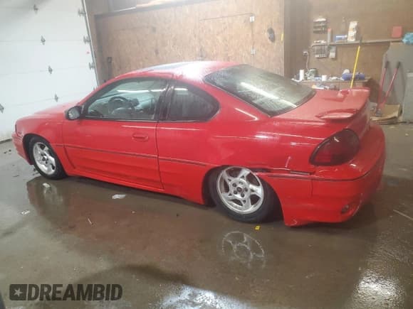 ✅ 2005 Pontiac Grand Am GT1 • VIN: 1G2NV12E65M140550 • Лот: 89013745. Опубликован ранее на Copart с пробегом 179 891 миль. Бесплатный доступ к архиву аукционных продаж из США и подробный отчёт об истории автомобиля на DreamBid. Изображение 2.