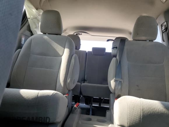 ✅ 2017 Toyota Sienna LE • VIN: 5TDKZ3DC9HS808246 • Lot: 91125395. Listed on Copart with 92,933 mi. Free auction sales archive from the USA and detailed vehicle history report at DreamBid. Image 10.