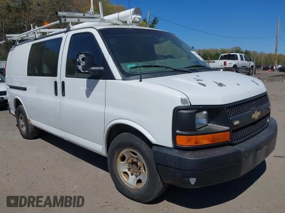 ✅ 2011 Chevrolet Express Cargo • VIN: 1GCWGFCGXB1173569 • Lot: 42113346. Listed on IAAI with 173,544 mi. Free auction sales archive from the USA and detailed vehicle history report at DreamBid. Image 1.